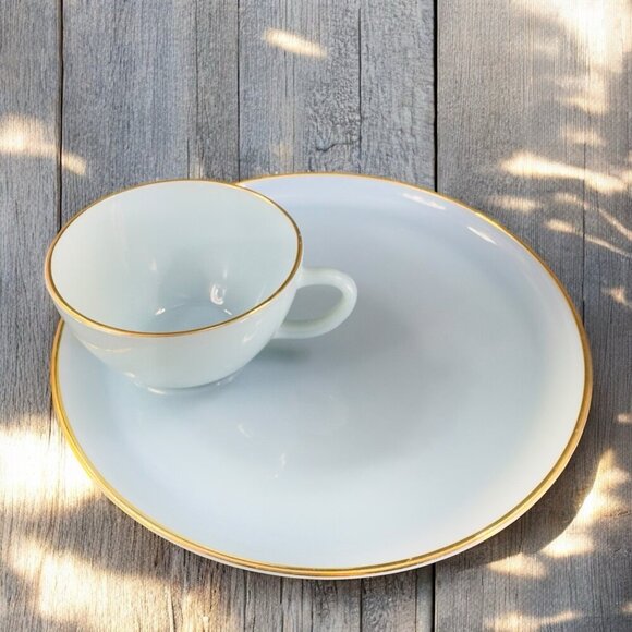 Anchor Hocking Fire King Blue Turquoise Lunch Snack Plate and Cup Set Vintage - Picture 1 of 15